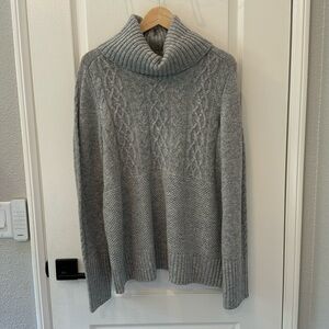 Brand New GAP Knit Gray Wool Blend Cable-knit Turtleneck Sweater